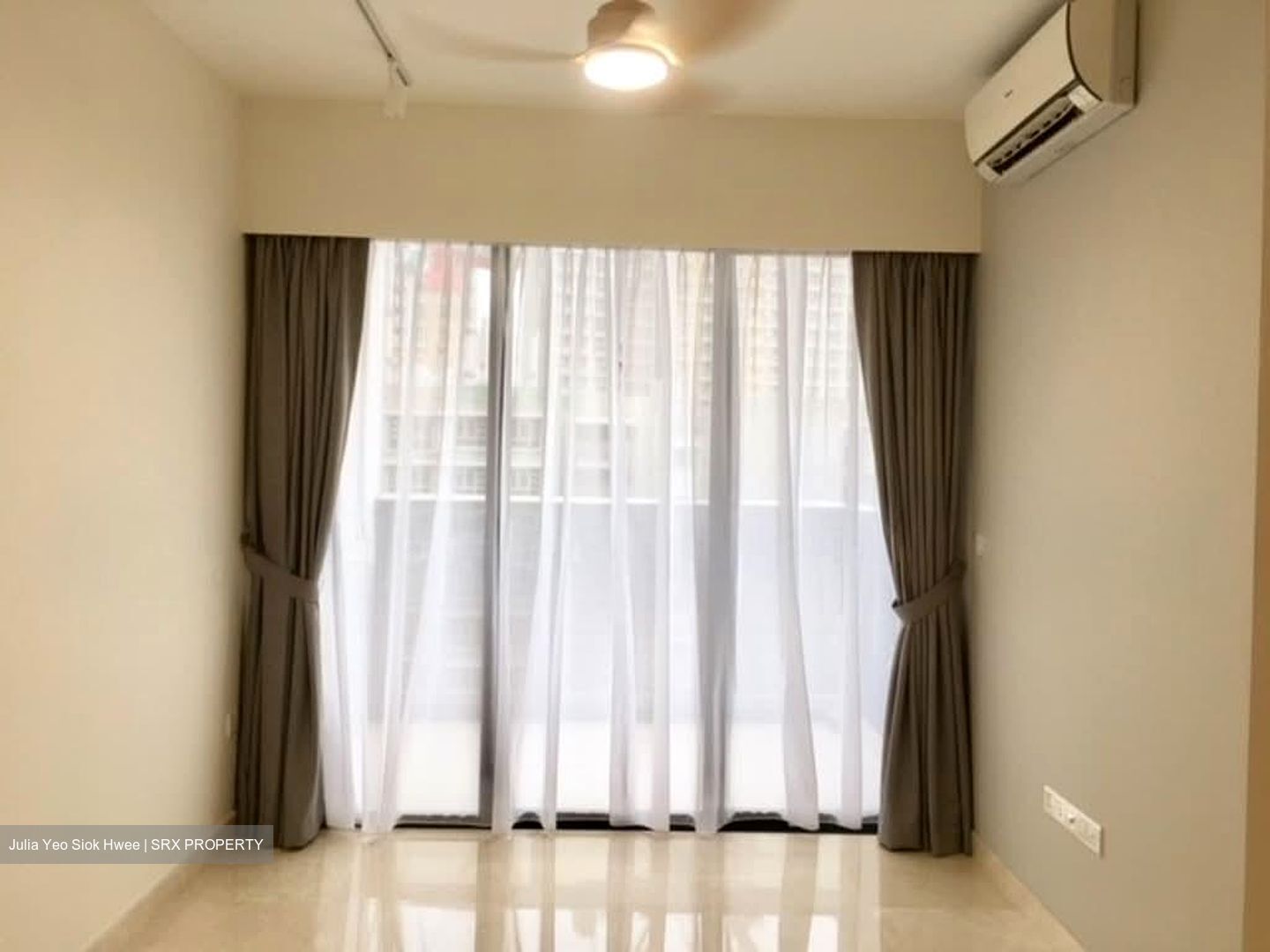 Commonwealth Towers (D3), Condominium #556588161